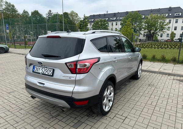Ford Escape cena 74900 przebieg: 129000, rok produkcji 2019 z Nysa małe 137
